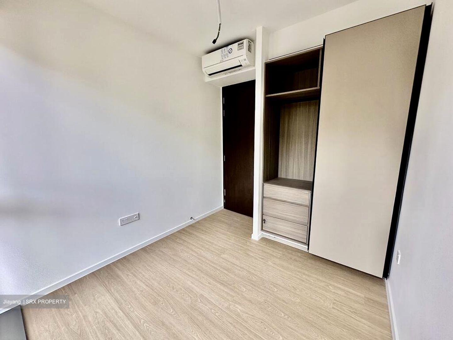 Tenet (D18), Condominium #502407091